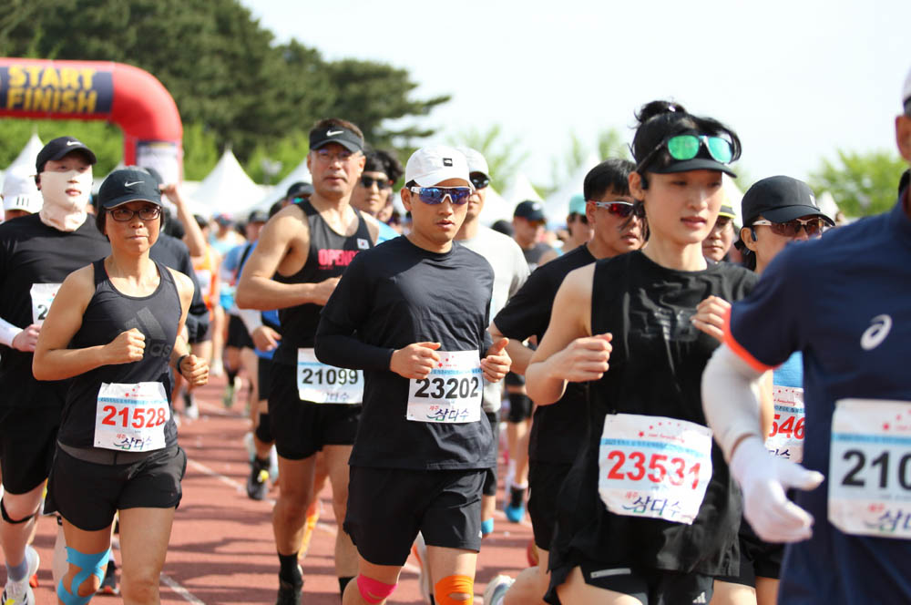 2025년_마라톤출발_22