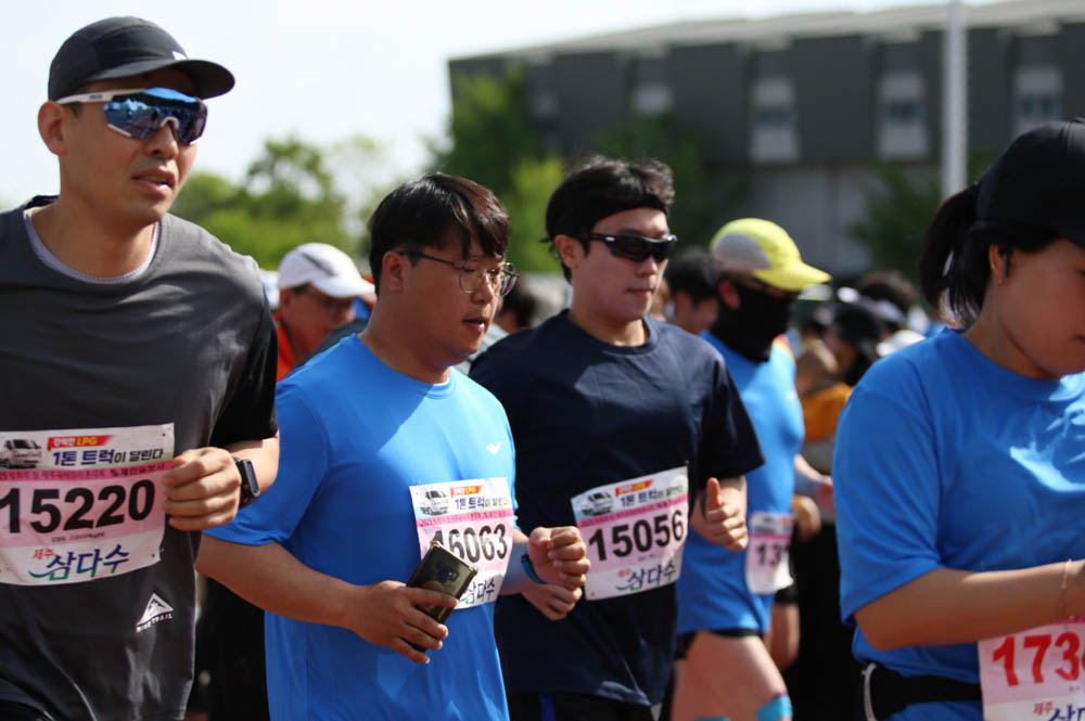 2025년_마라톤출발_53