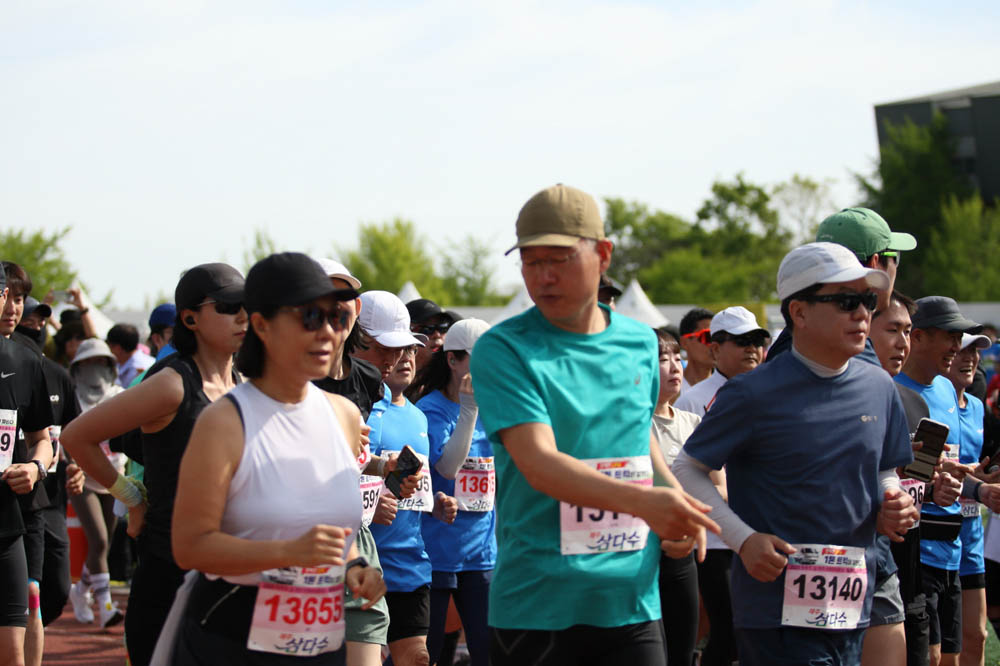 2025년_마라톤출발_63