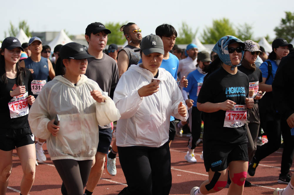 2025년_마라톤출발_72