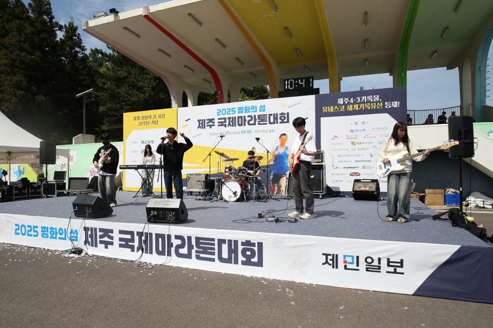 2025년_행사장스케치_131